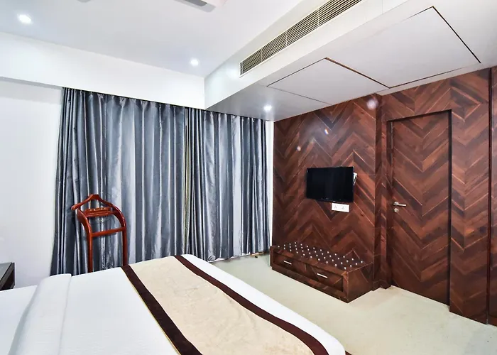 Sawera Grand