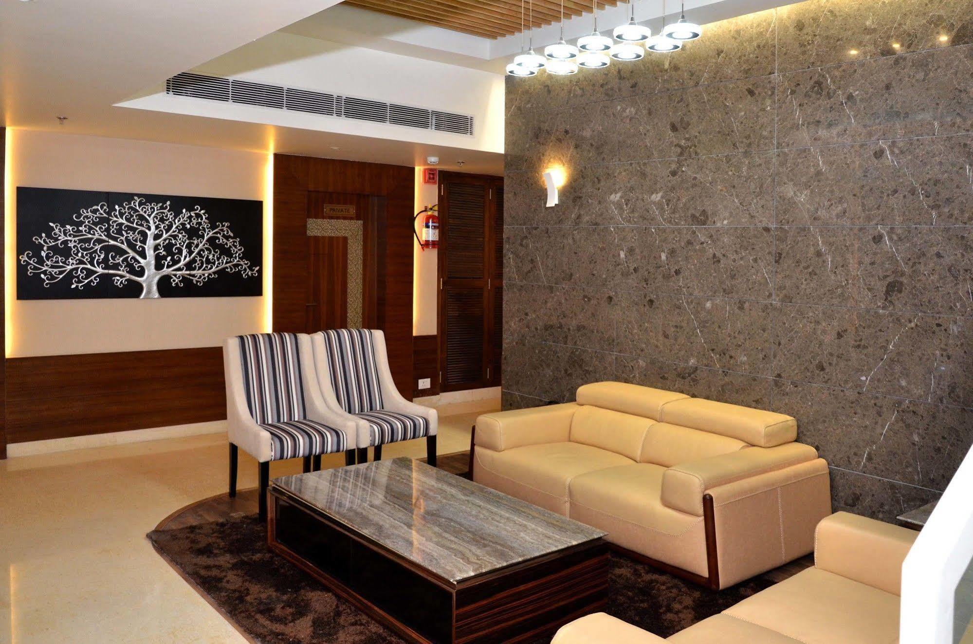 Sawera Grand होटल Amritsar